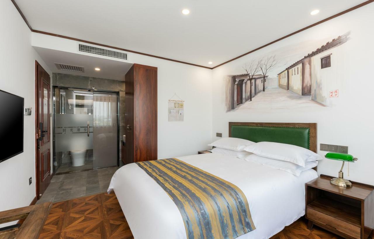 Nostalgia Hotel Near Prince Gong'S Mansion- Beihai Park, Tian'Anmen Square, Nanluoguxiang Hutong, Huguosi Hutong Snack Street, 5 Minutes Walk Away From Ping'Anli Subway Station, Free Ice Cream And Laundry Service,English Communication Well Pequim Exterior foto